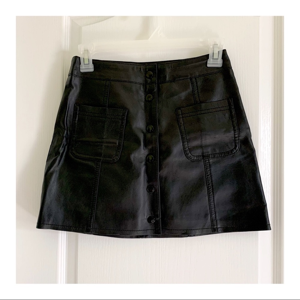 Black leather mini skirt H&M